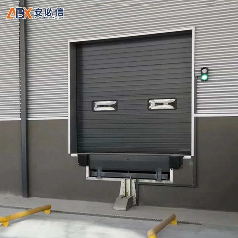 阿里铝板滑升门